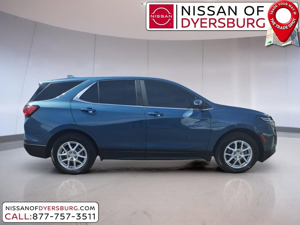 Used 2024 Chevrolet Equinox LT FWD image 2