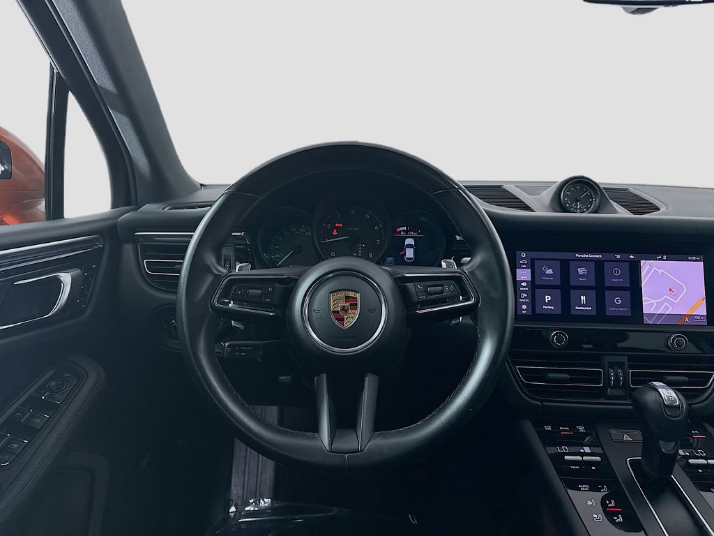 Certified 2022 Porsche Macan AWD/4WD image 25