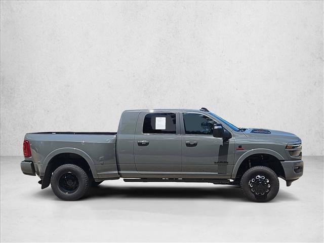 Used 2026 RAM 3500 Limited AWD/4WD image 4