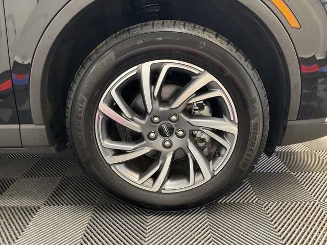 Used 2023 Lincoln Corsair AWD image 21