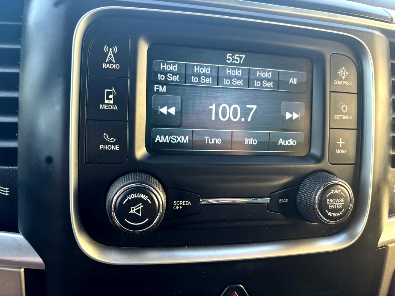 Used 2017 RAM 2500 SLT image 21