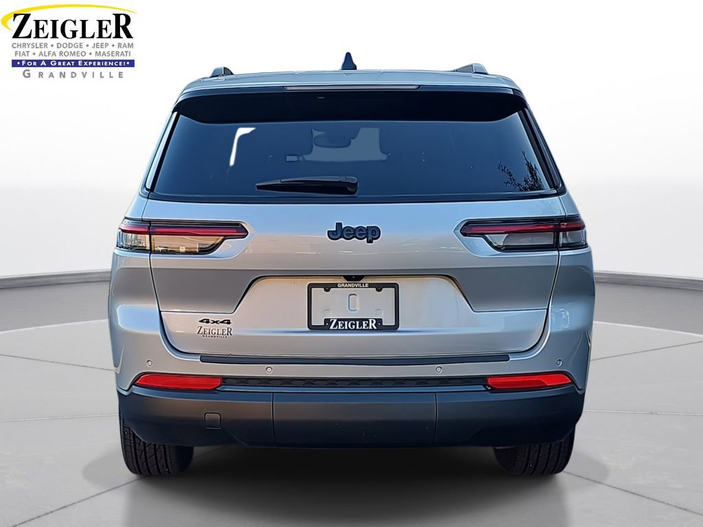Certified 2023 Jeep Grand Cherokee L Laredo image 6