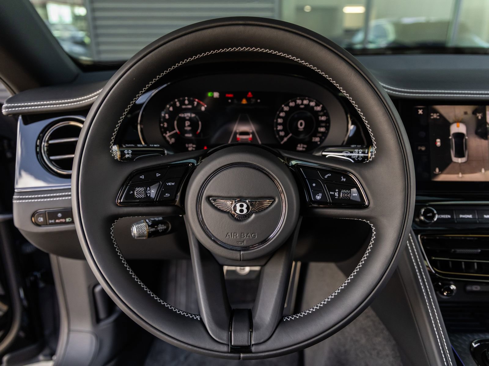 Used 2025 Bentley Flying Spur Plug-In Hybrid AWD/4WD image 36