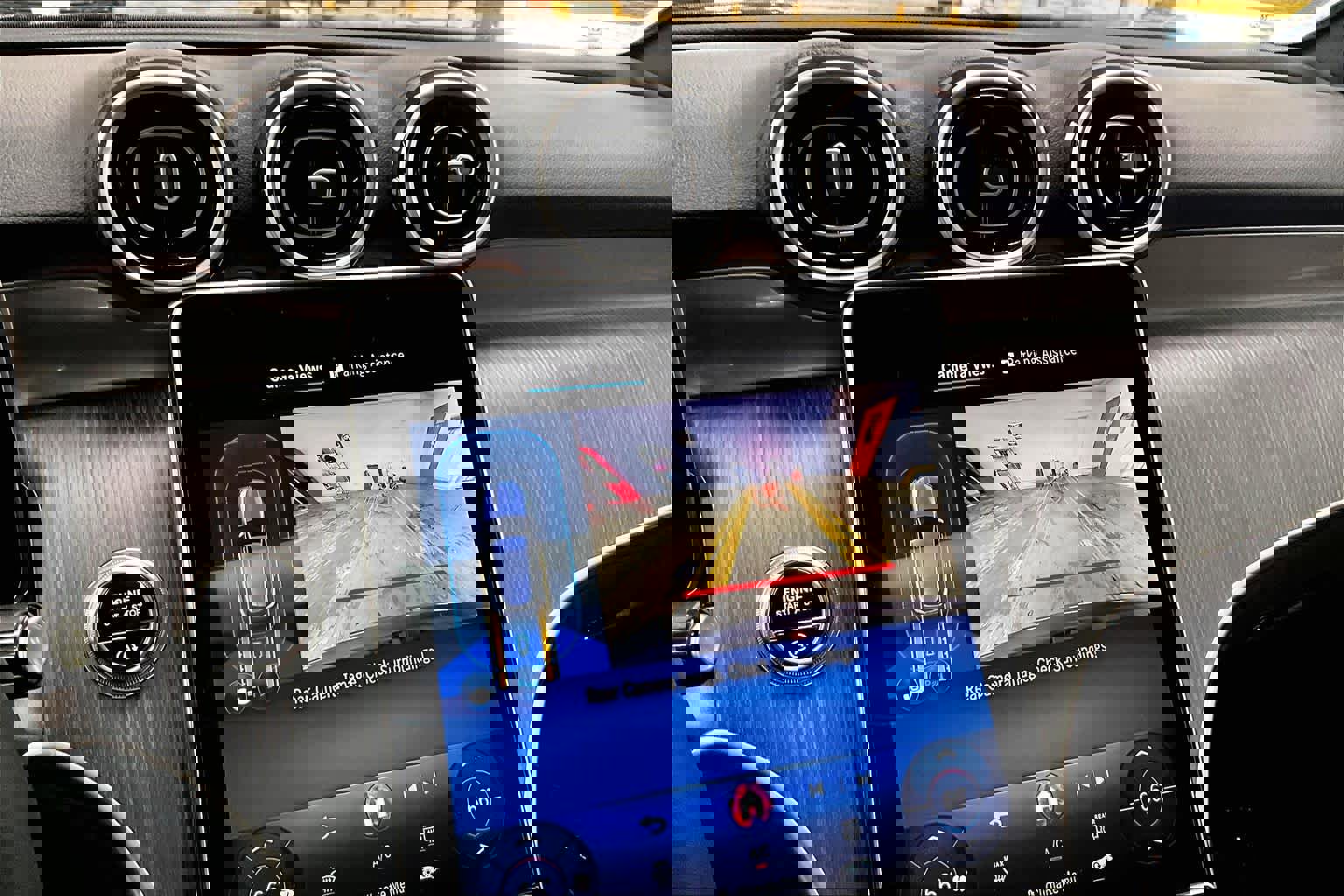 Certified 2026 Mercedes-Benz GLC 300 4MATIC image 29