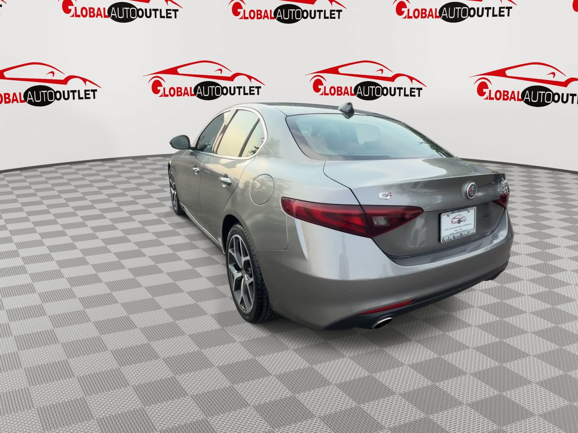 Used 2019 Alfa Romeo Giulia Ti w/ Cold Weather Package AWD/4WD image 6