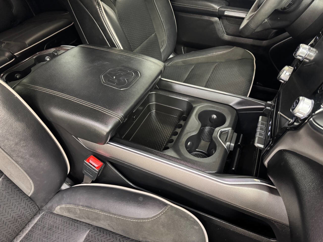 Used 2025 RAM 1500 Laramie w/ Laramie Southwest Edition image 26