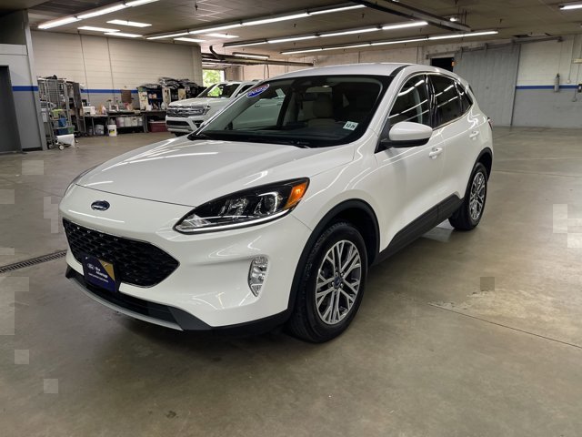 Certified 2022 Ford Escape SEL w/ Technology Package image 3
