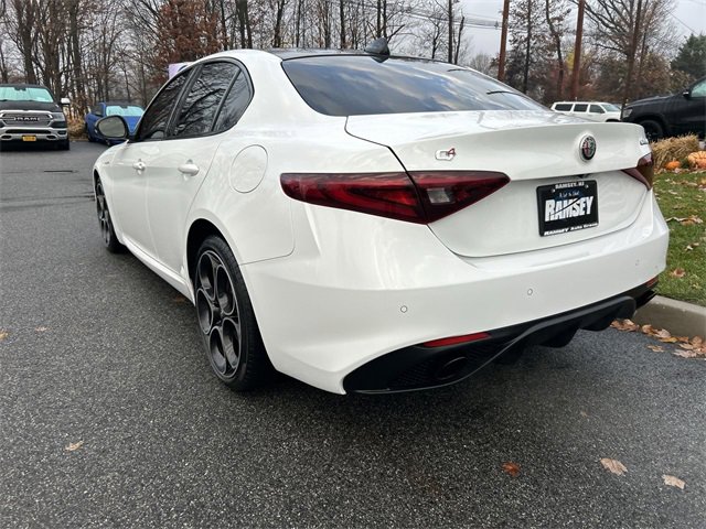 Used 2022 Alfa Romeo Giulia Veloce image 6