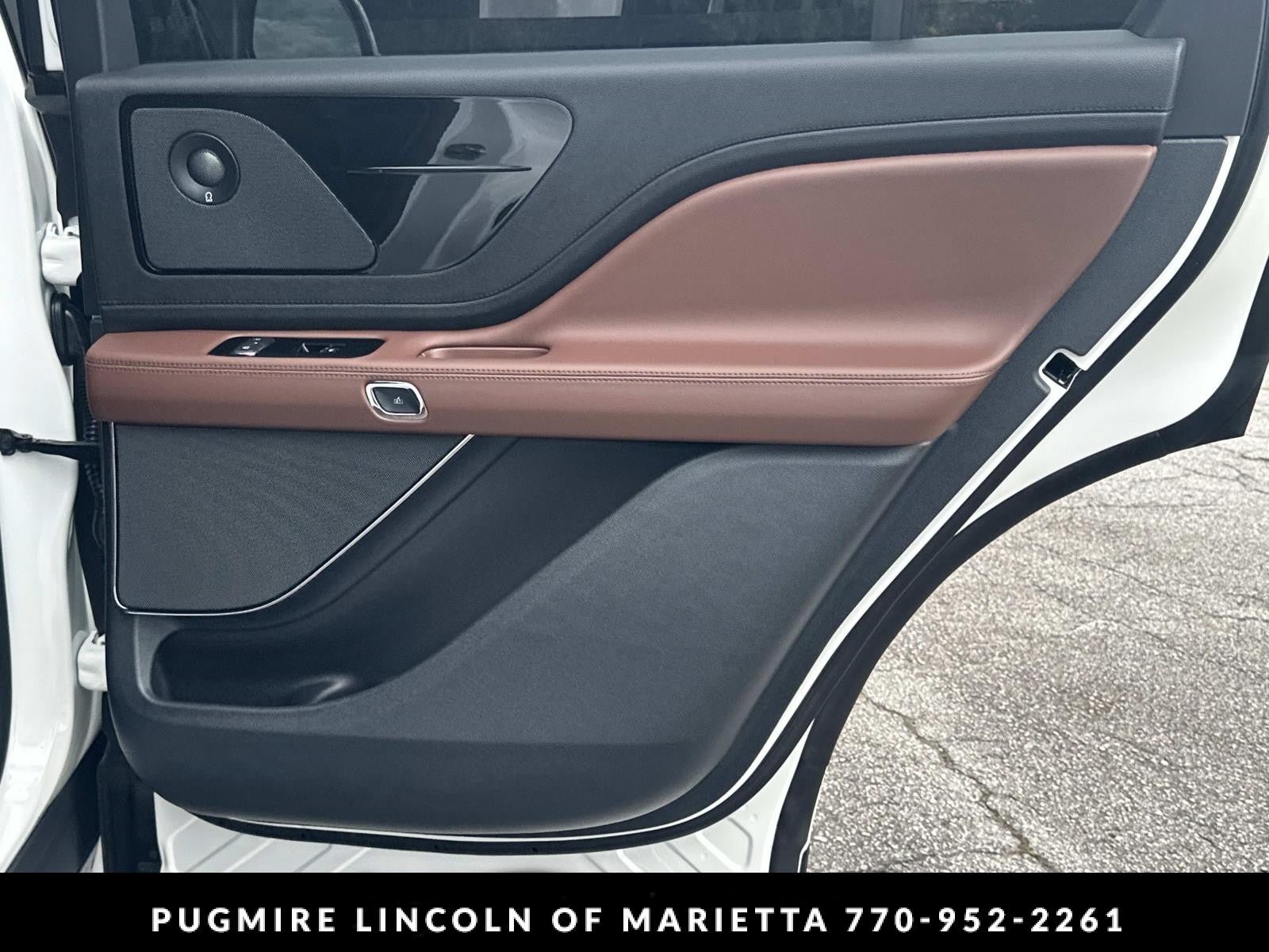 New 2026 Lincoln Aviator Reserve AWD/4WD image 16