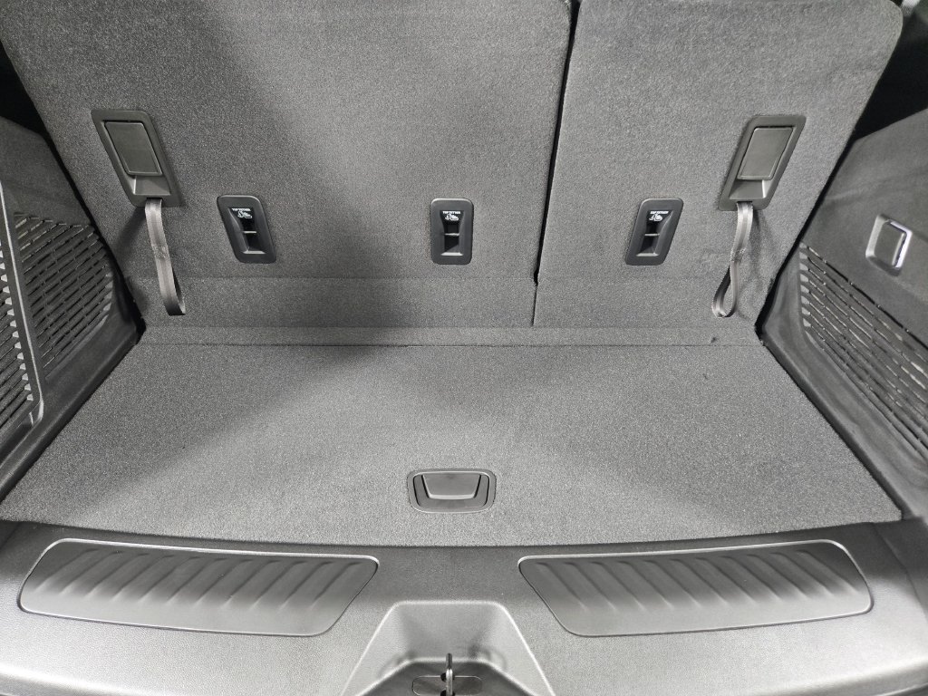 New 2026 Chevrolet Tahoe LS w/ LS Custom Edition RWD image 36