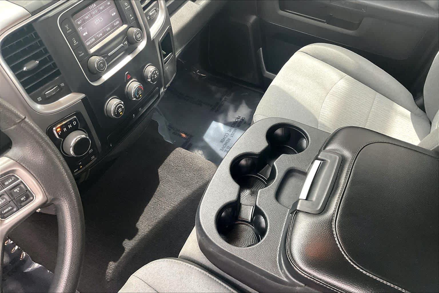 Used 2024 RAM 1500 Classic SLT AWD/4WD image 15