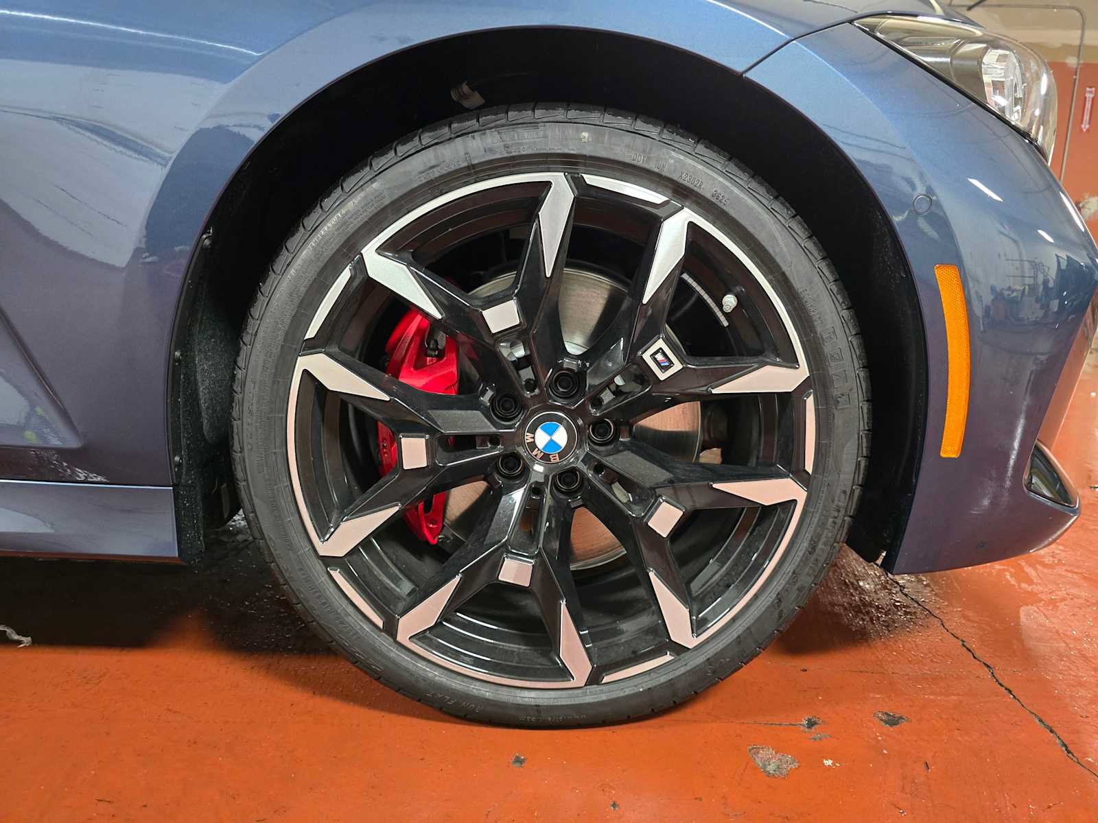Used 2026 BMW 330i xDrive Sedan w/ M Sport Package AWD/4WD image 9