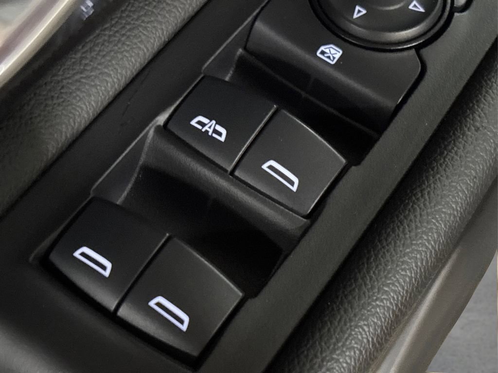 Used 2024 GMC Terrain SLE image 30