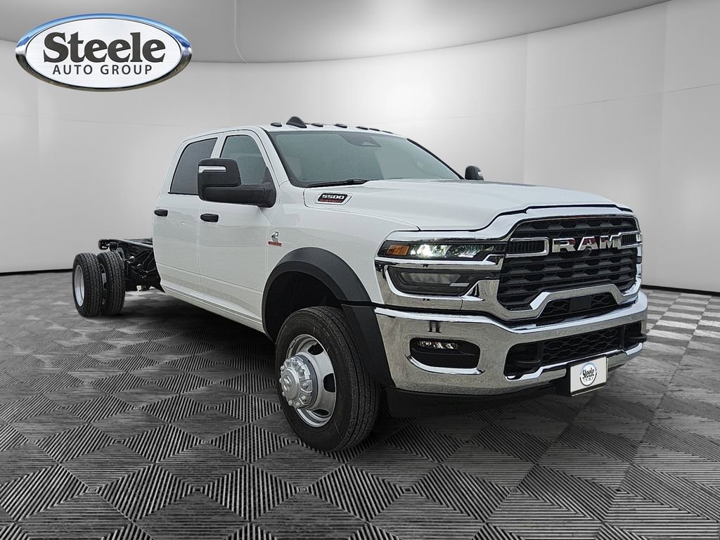 New 2026 RAM 5500 Tradesman w/ Chrome Appearance Group image 7