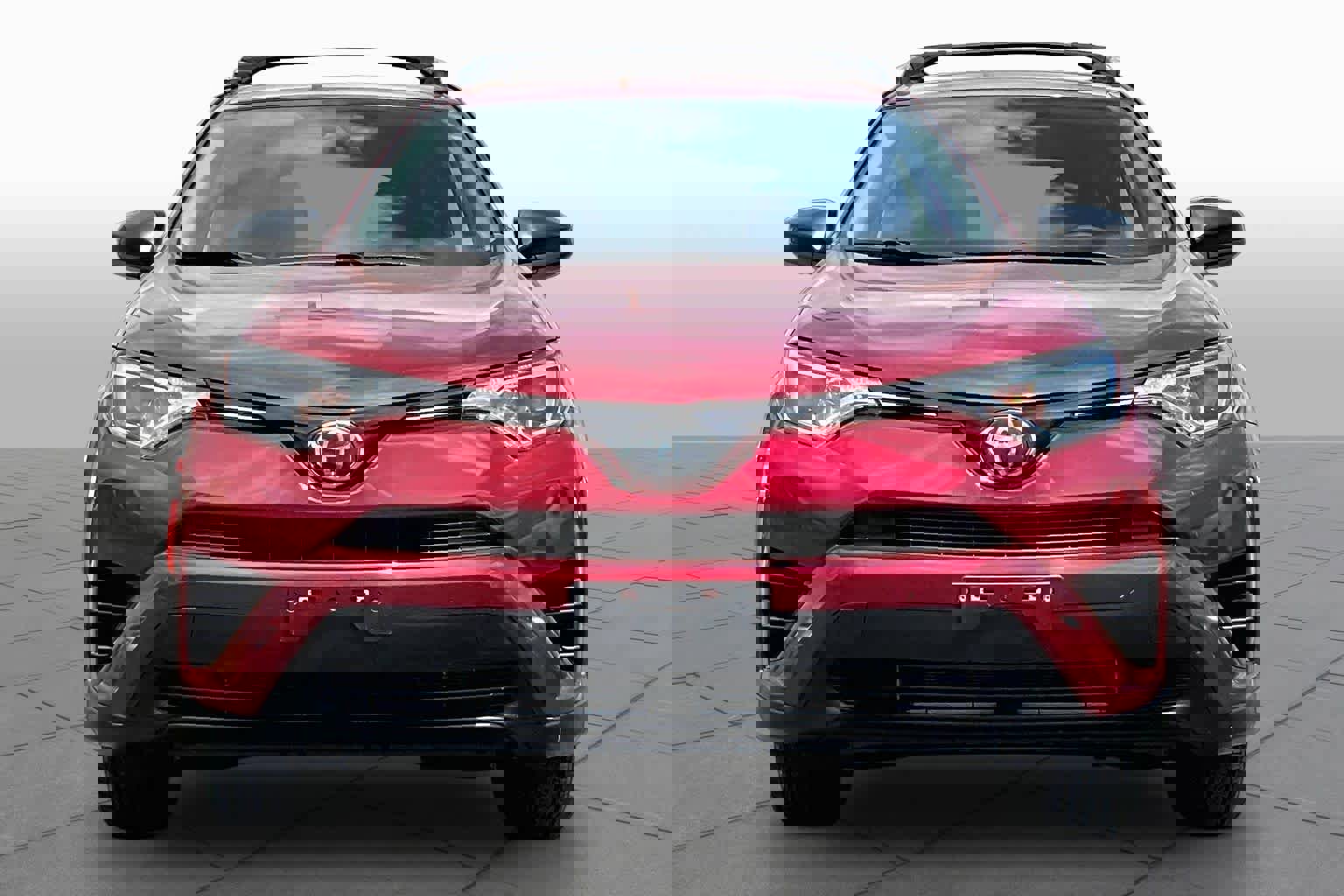 Used 2018 Toyota RAV4 LE image 4