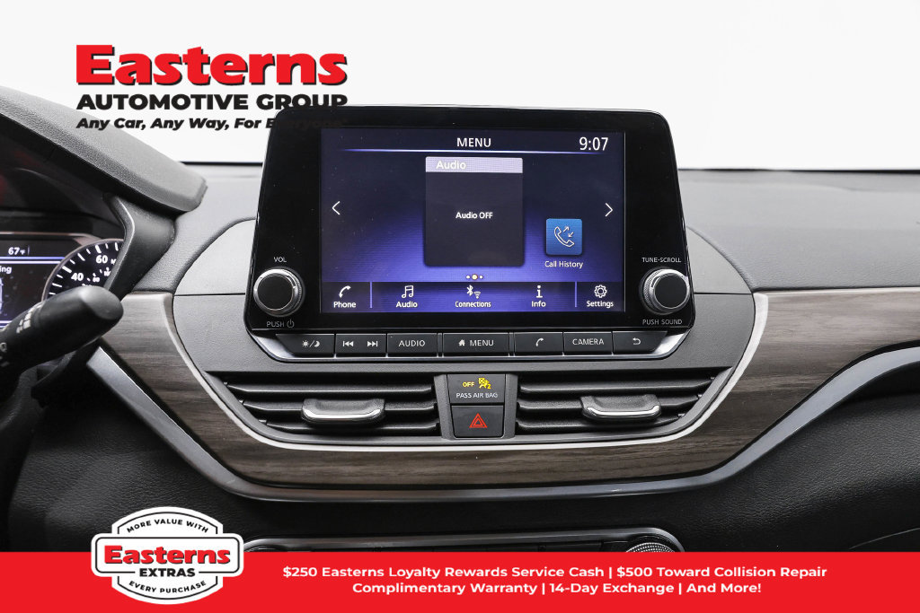Used 2024 Nissan Altima 2.5 SV FWD image 13