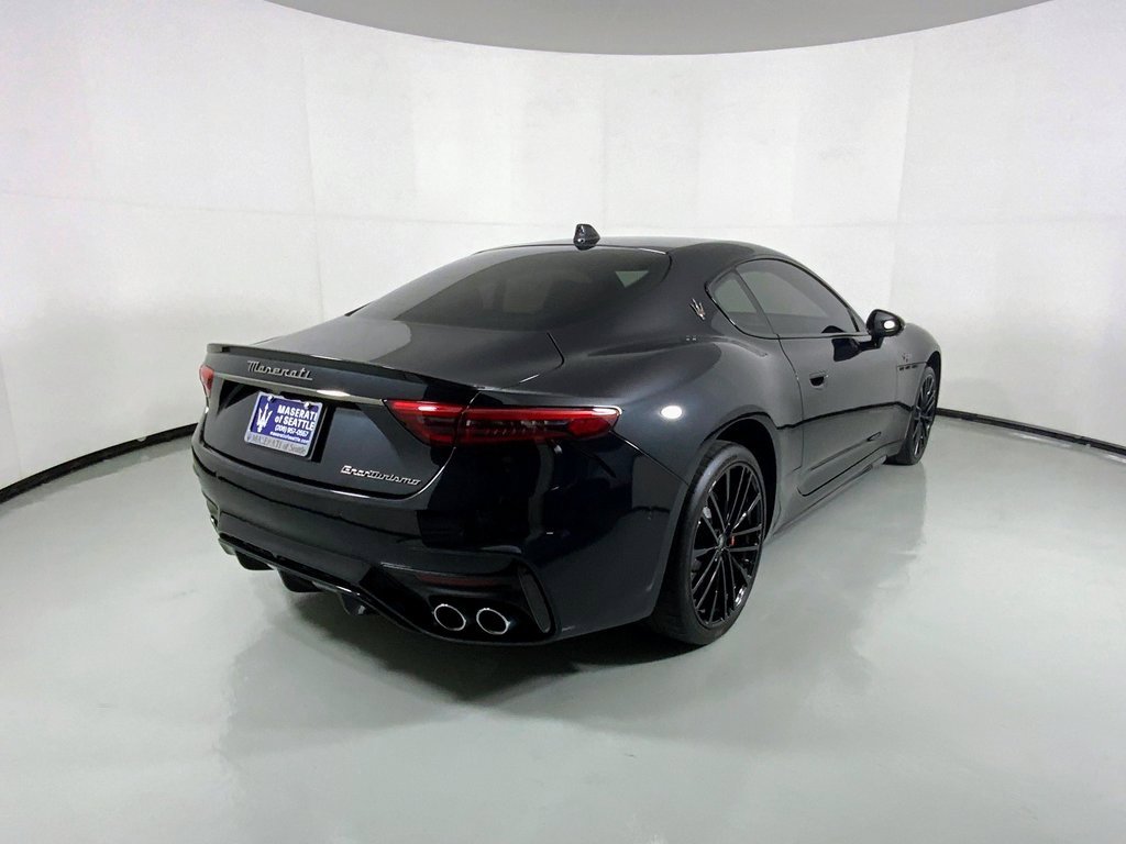 Used 2024 Maserati GranTurismo Trofeo image 2