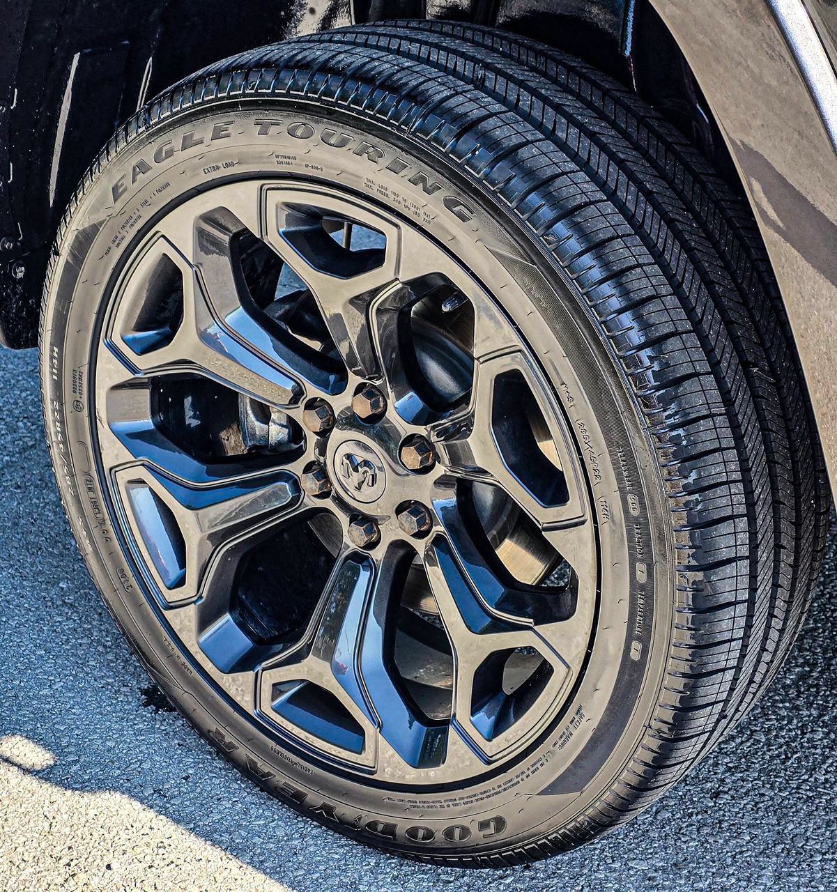 Used 2022 RAM 1500 Limited AWD/4WD image 14