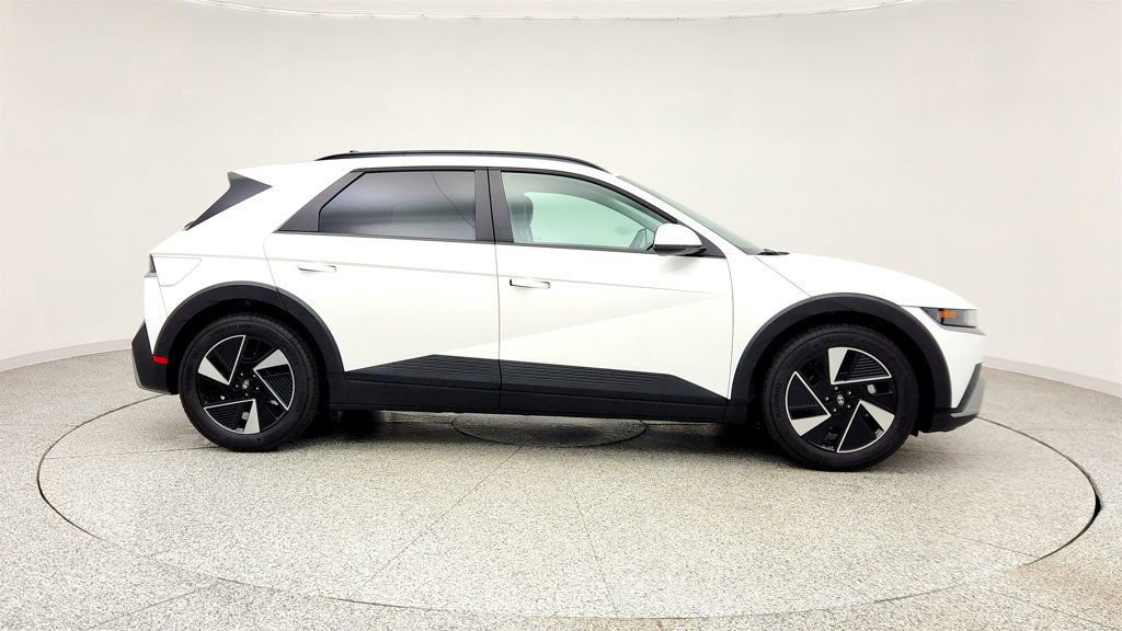 Used 2025 Hyundai Ioniq 5 SEL image 4
