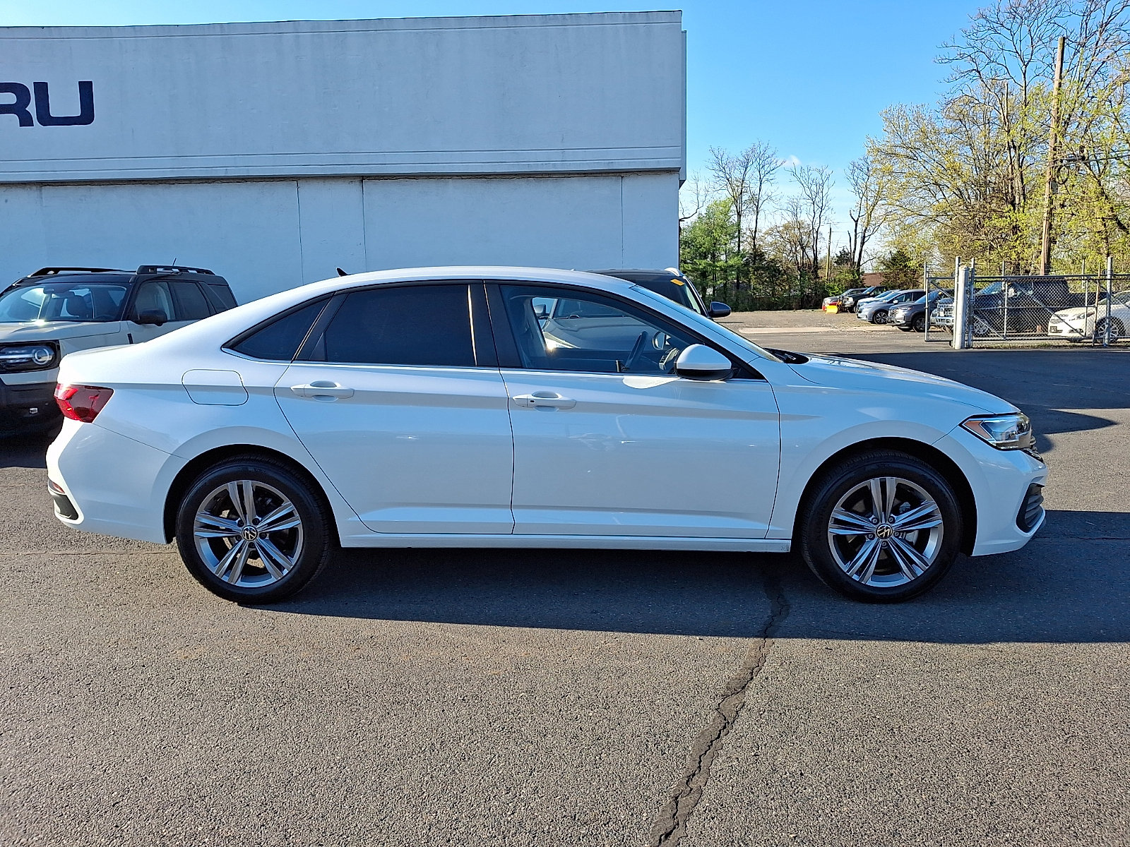 Used 2023 Volkswagen Jetta SE FWD image 7