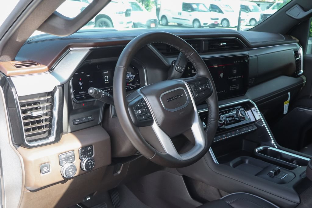 Used 2025 GMC Sierra 2500 Denali w/ Denali Reserve Package AWD/4WD image 25
