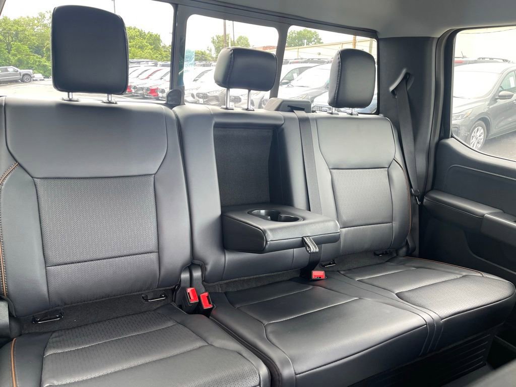 New 2025 Ford F350 Lariat w/ Lariat Ultimate Package image 13