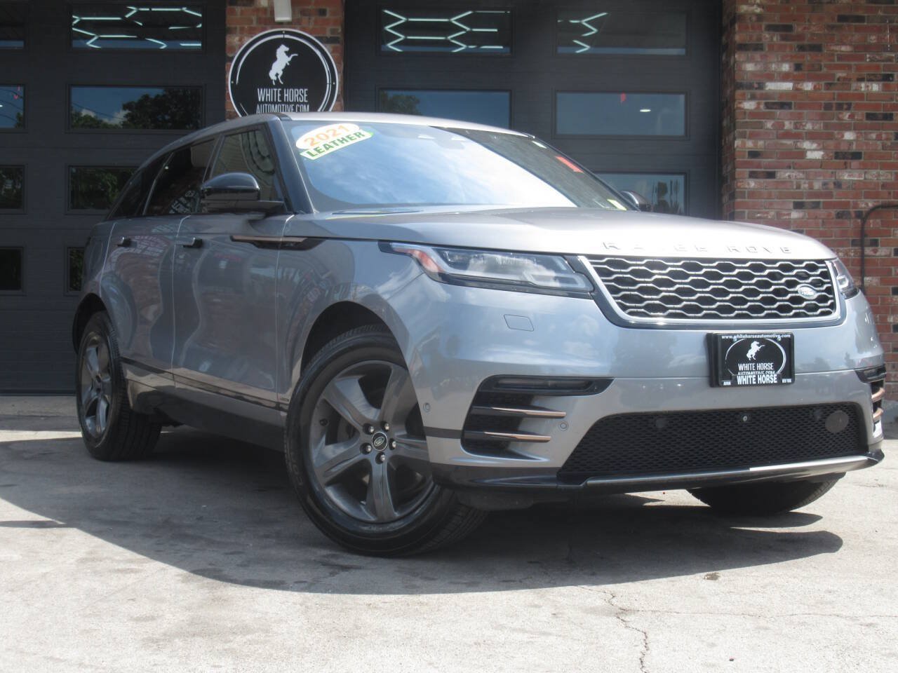Used 2021 Land Rover Range Rover Velar R-Dynamic S AWD/4WD image 2