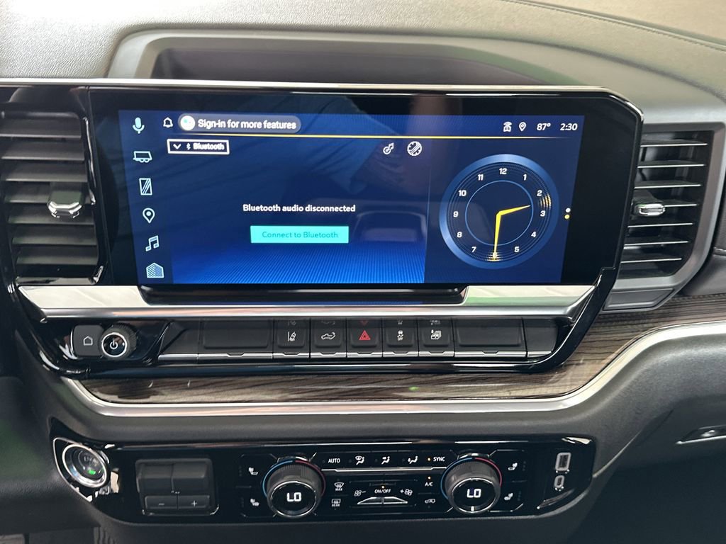 Used 2025 Chevrolet Silverado 2500 LT w/ Convenience Package image 24