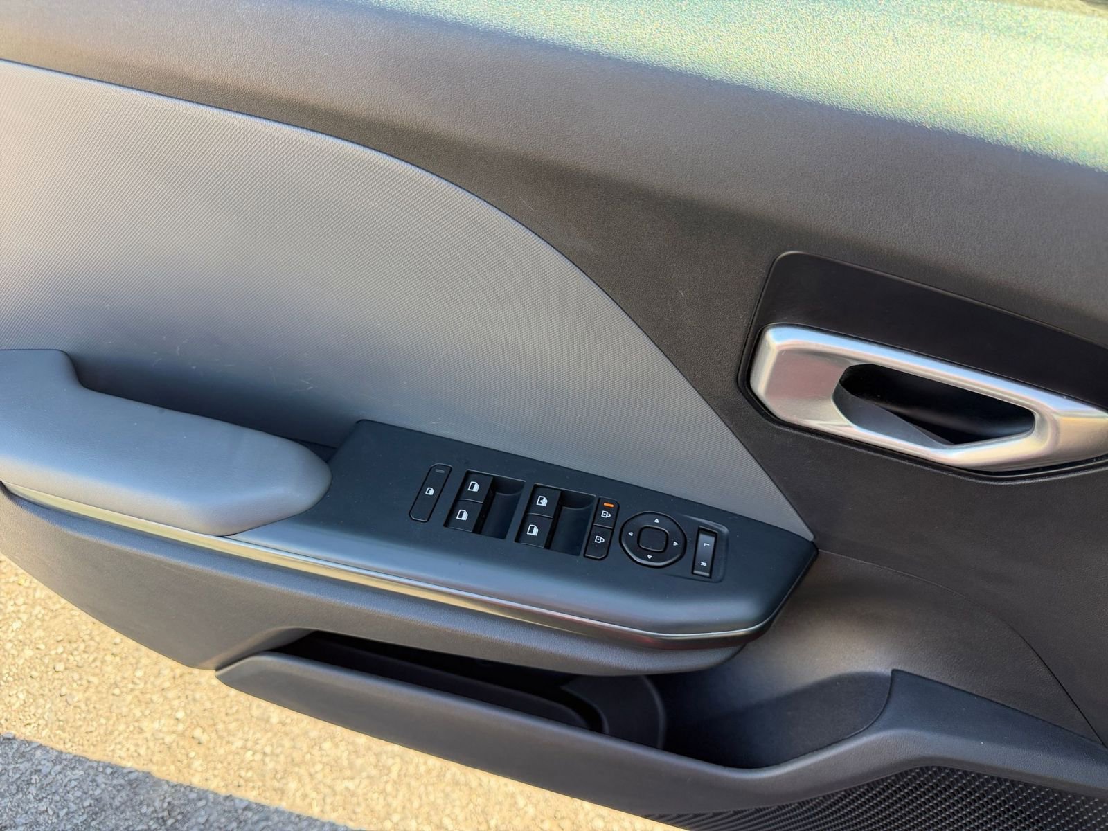 Used 2025 Kia K4 FWD image 18
