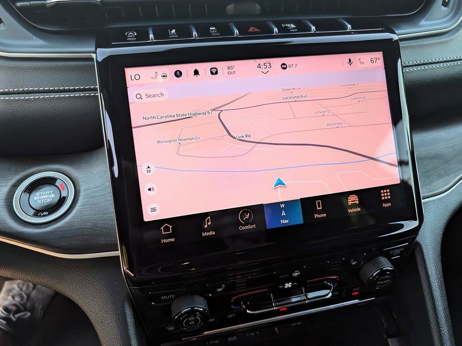 Used 2025 Jeep Grand Cherokee Limited image 24