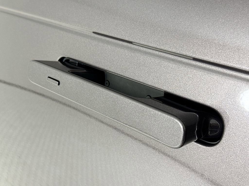 Used 2023 Land Rover Range Rover Long Wheelbase SE image 24