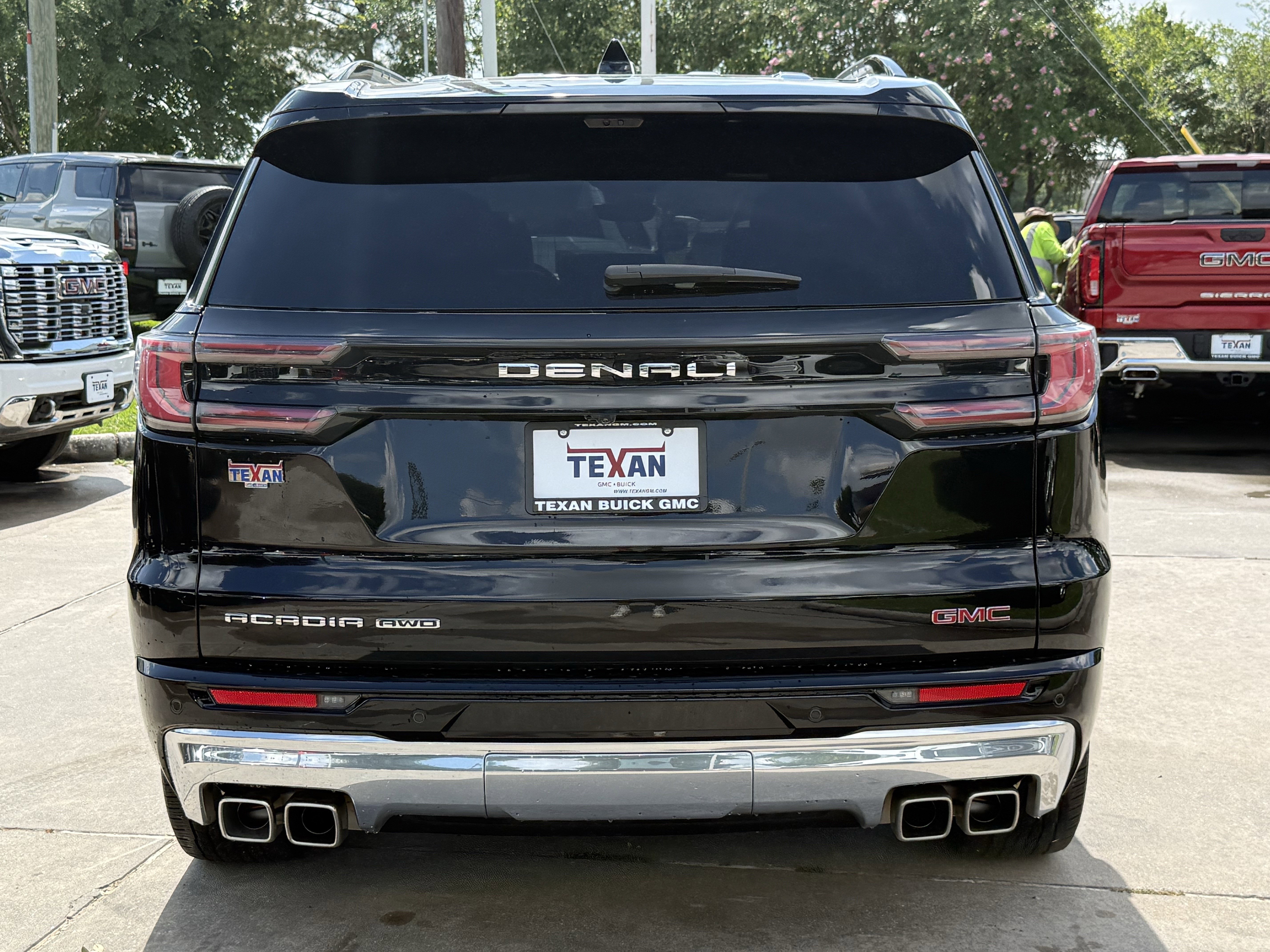 Used 2024 GMC Acadia Denali w/ Super Cruise Package AWD/4WD image 6
