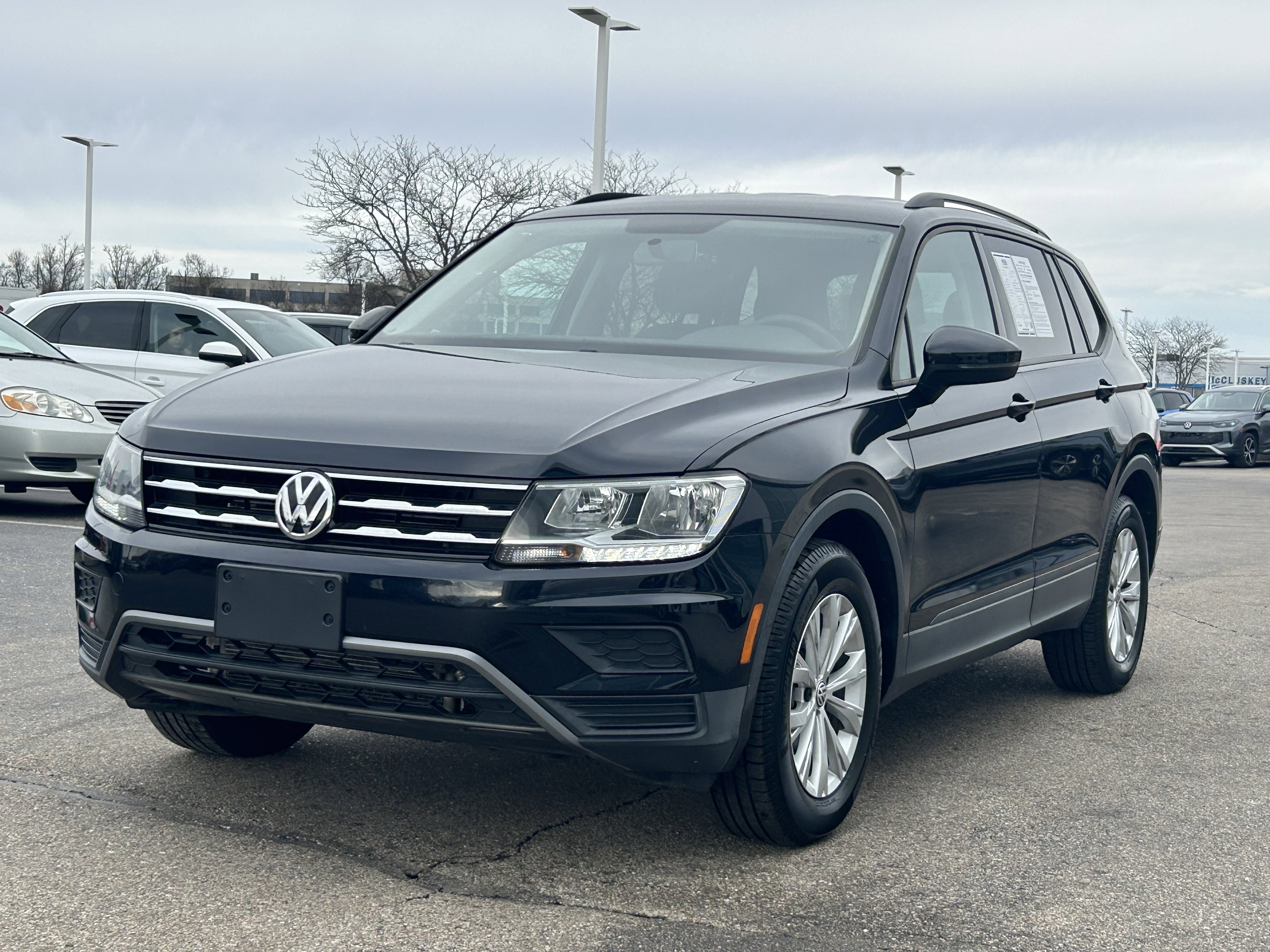 Used 2019 Volkswagen Tiguan S image 3