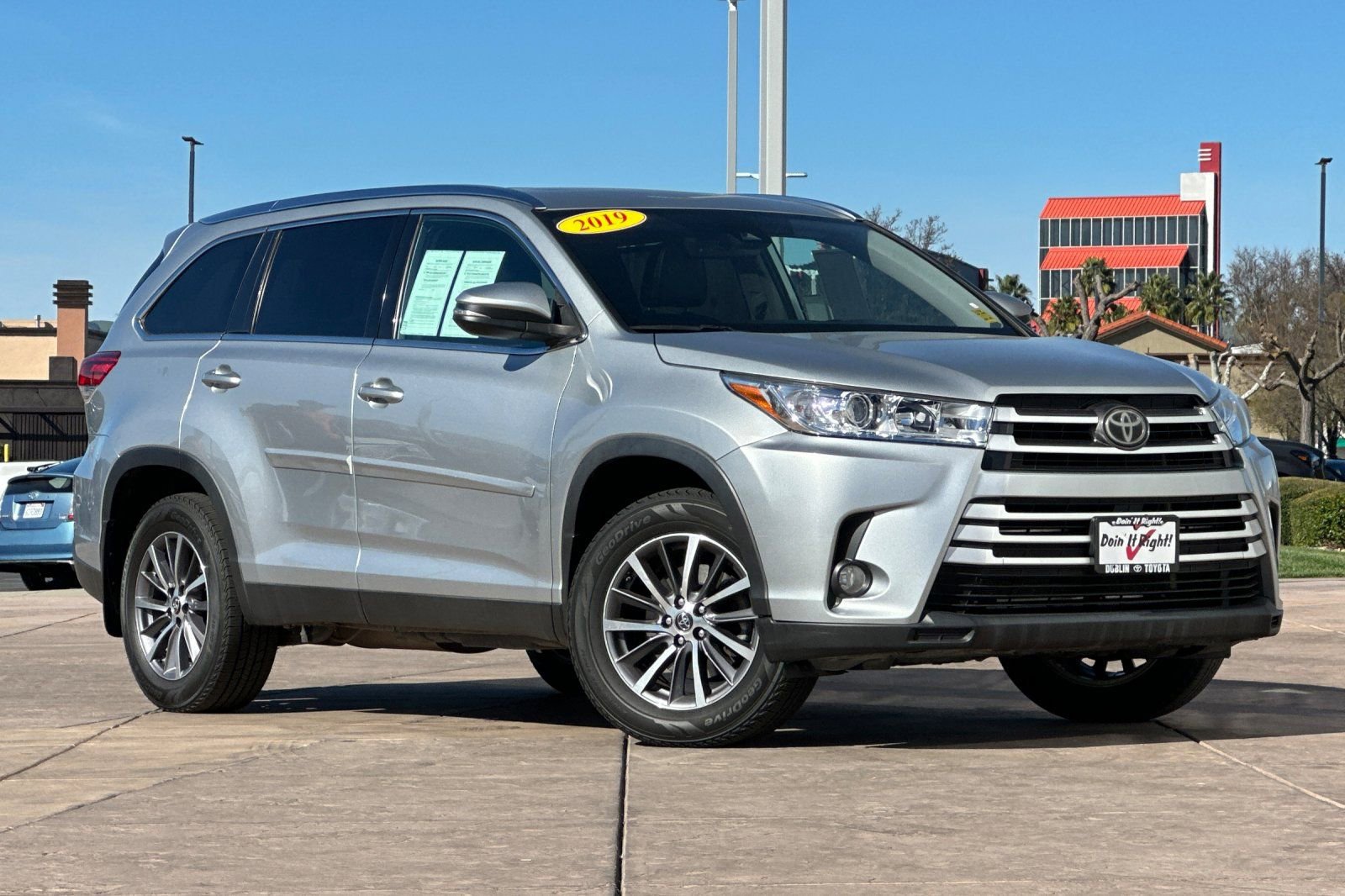 Certified 2019 Toyota Highlander XLE video 2
