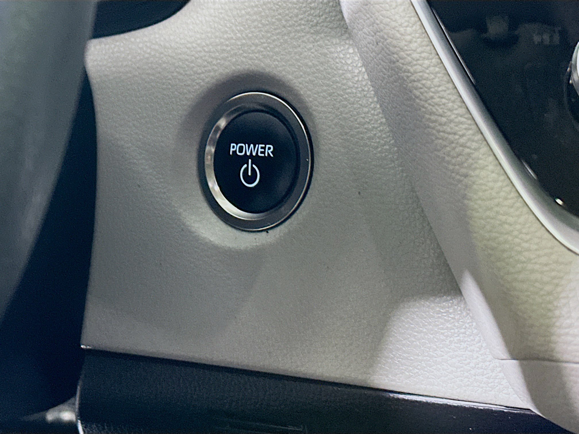 Used 2025 Toyota Corolla LE w/ LE Premium Package FWD image 20
