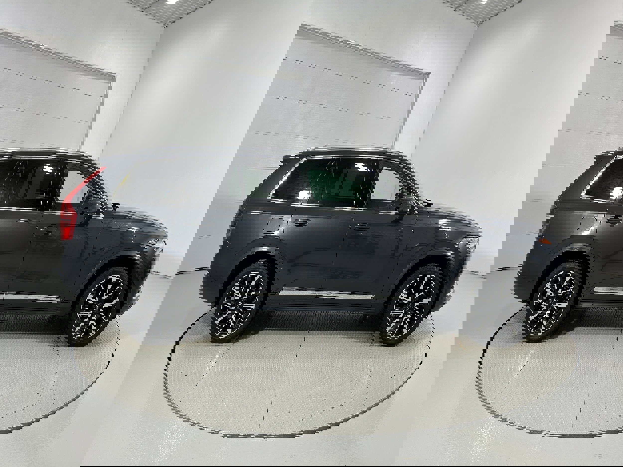 Used 2022 Volvo XC90 T8 Inscription Expression w/ Climate Package AWD/4WD image 37