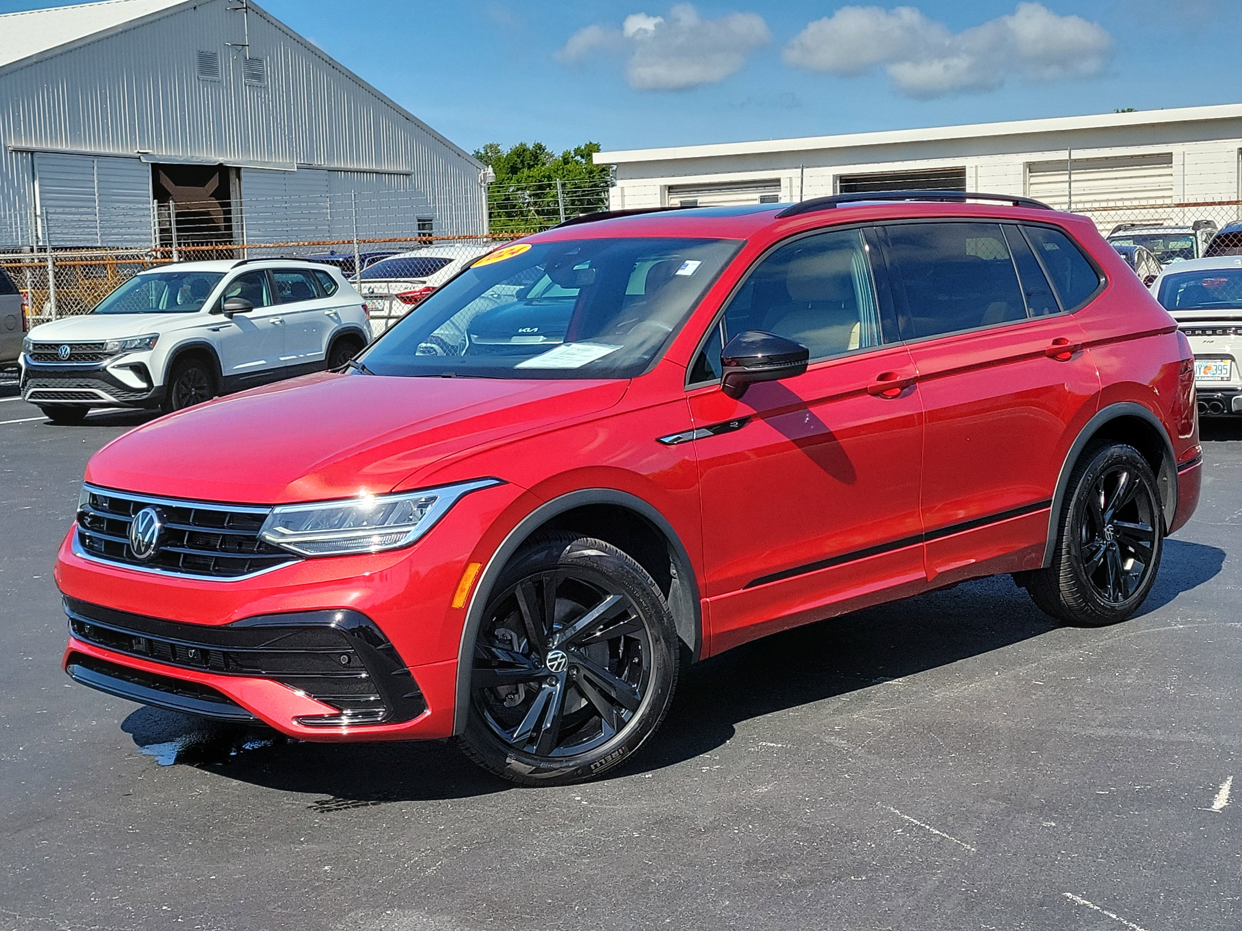 Used 2024 Volkswagen Tiguan SE R-Line