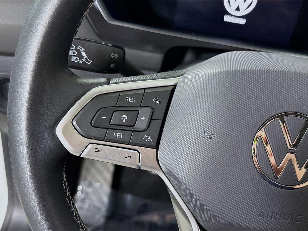 Used 2022 Volkswagen Tiguan SE AWD/4WD image 20