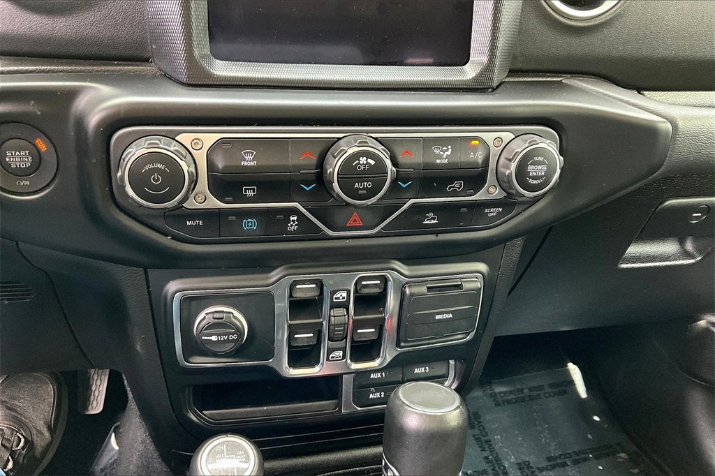 Used 2023 Jeep Wrangler Unlimited Sahara image 26