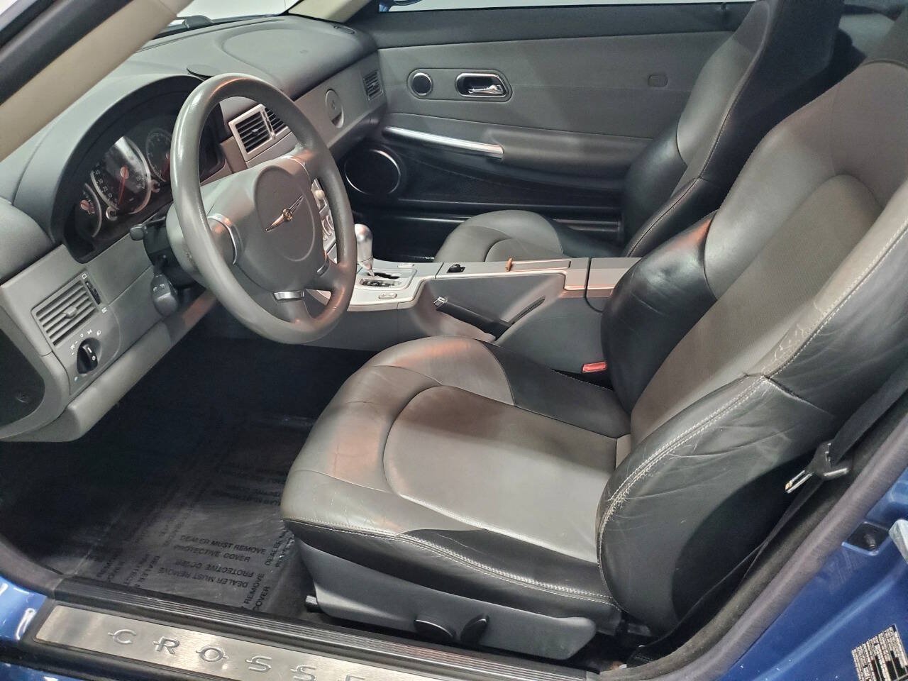 Used 2005 Chrysler Crossfire Limited RWD image 9