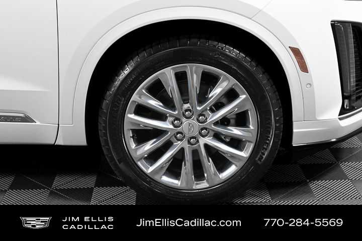 New 2025 Cadillac XT6 Premium Luxury w/ Technology Package image 39