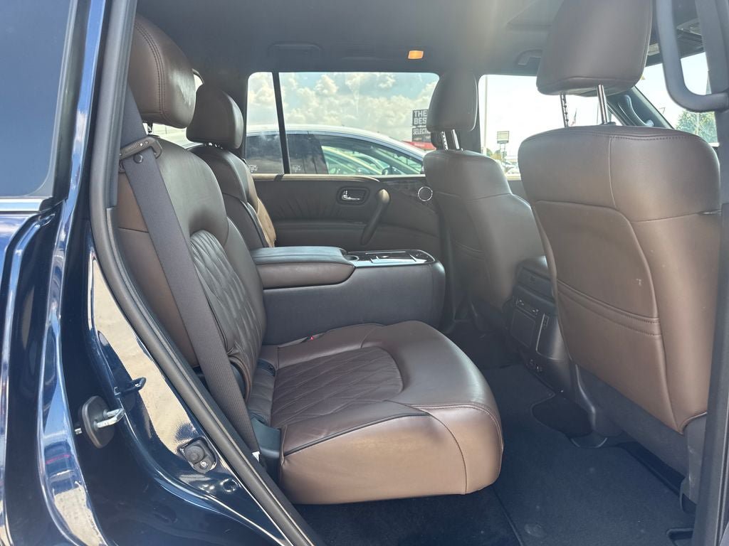 Used 2024 Nissan Armada Platinum w/ Captain's Chairs Package AWD/4WD image 9