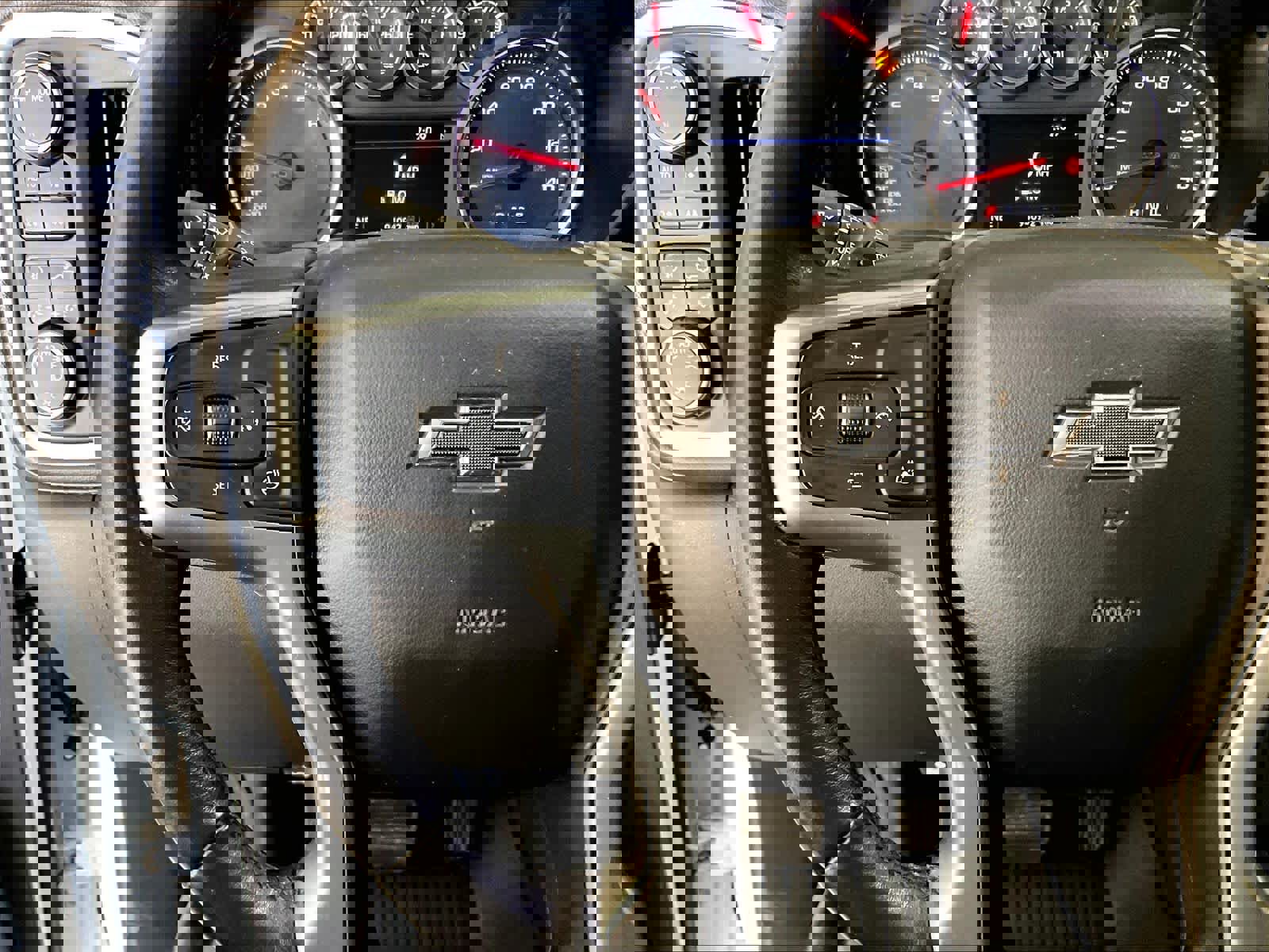 Used 2020 Chevrolet Silverado 1500 LT Trail Boss image 23