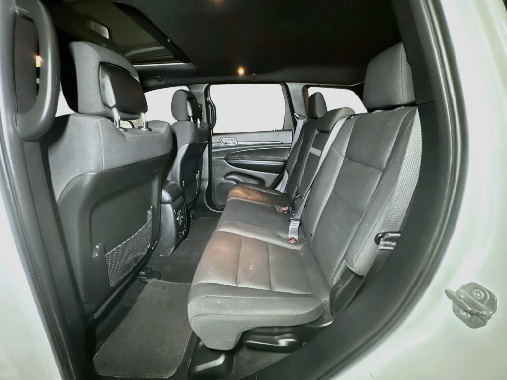 Used 2019 Jeep Grand Cherokee Laredo AWD/4WD image 32