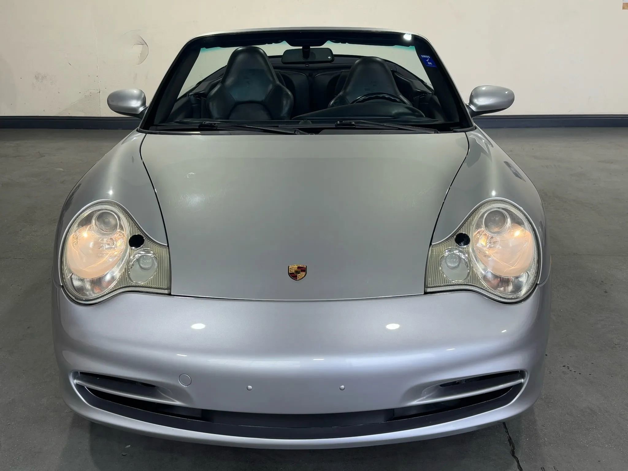 Used 2004 Porsche 911 Carrera image 8