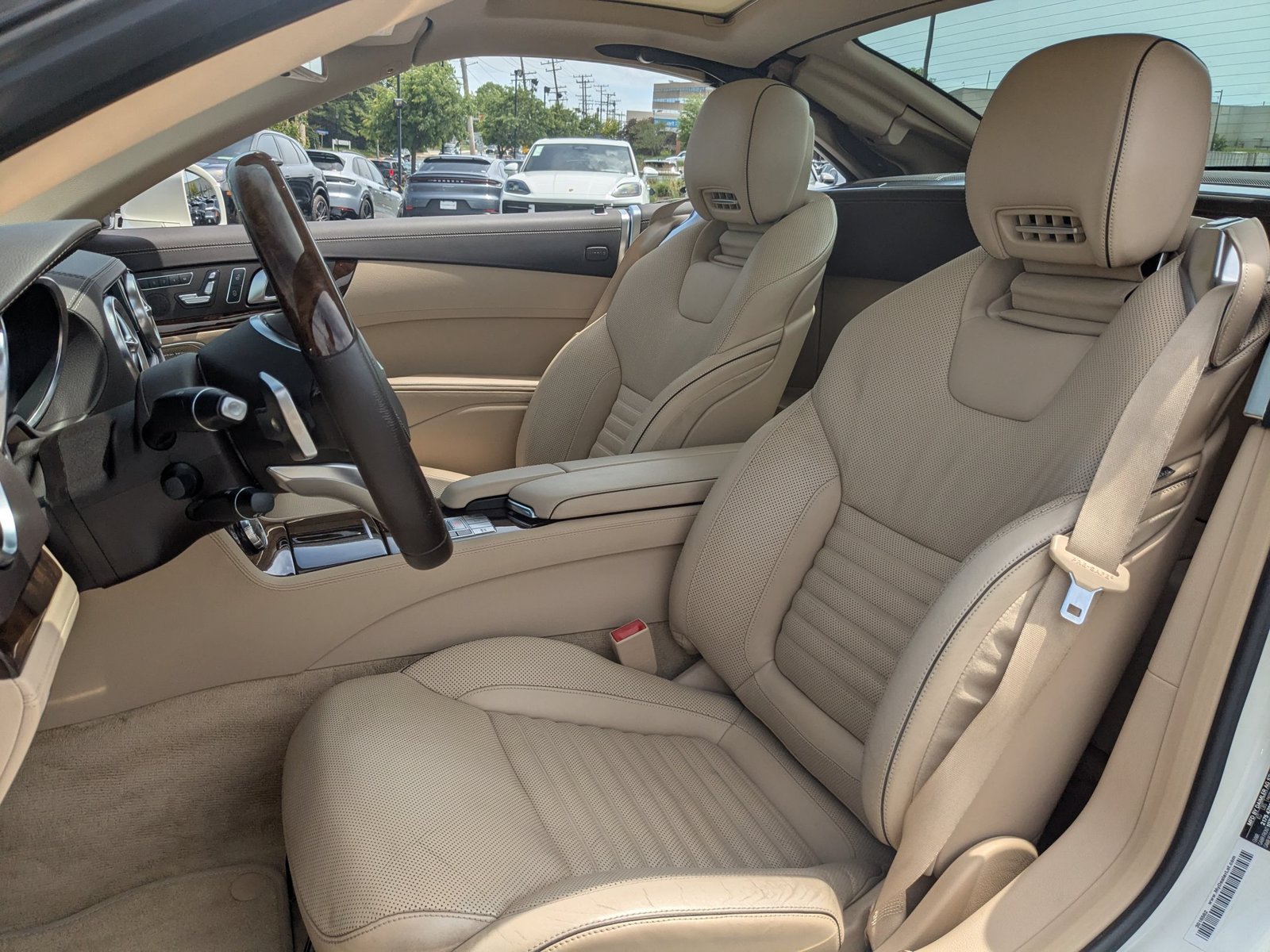 Used 2019 Mercedes-Benz SL 550 image 5