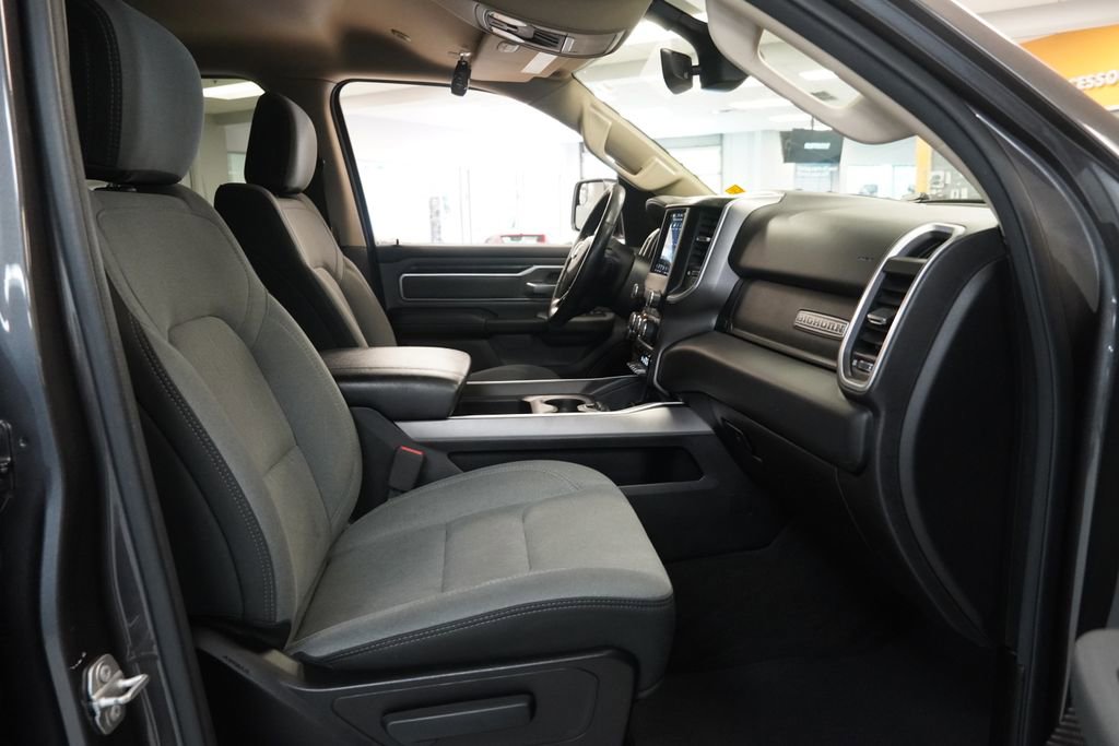 Used 2020 RAM 1500 Big Horn AWD/4WD image 35