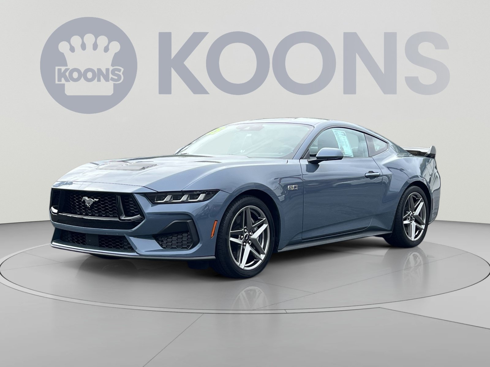 Used 2025 Ford Mustang GT Premium RWD image 4
