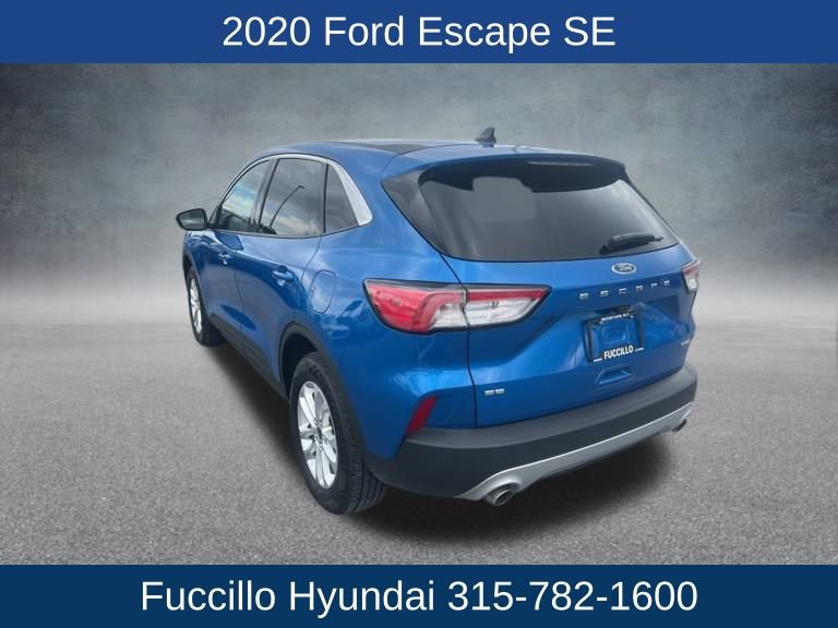 Used 2020 Ford Escape SE image 5