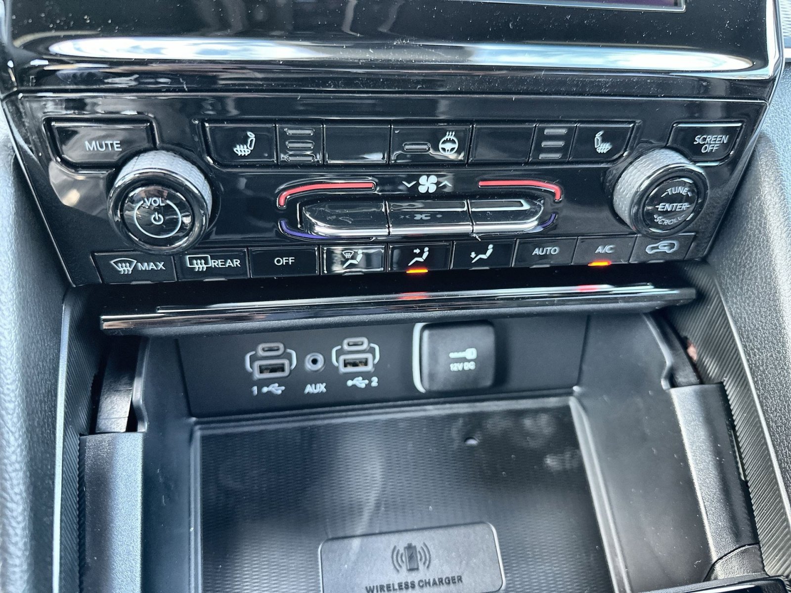 New 2025 Jeep Grand Cherokee Laredo X w/ Luxury Tech Group I image 20